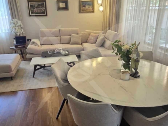 Къща в с. Марково, Област Пловдив - 400 кв.м за 1212 €/кв.м - Снимка #1