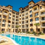 Дава се под наем Двустаен апартамент в Свети Влас - 60 кв.м за 357 € - Снимка #1