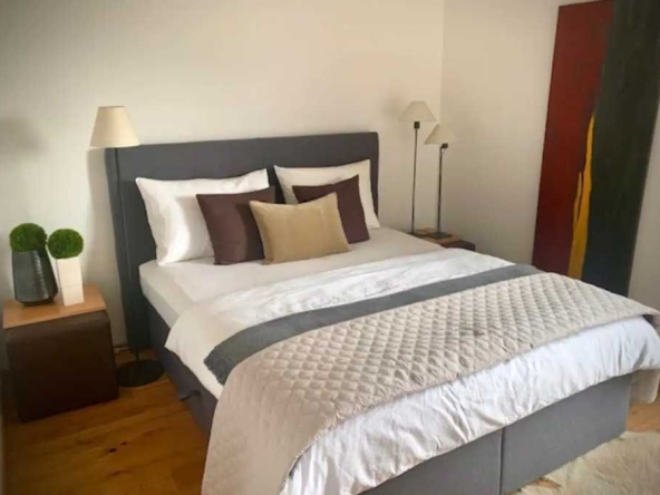 Дава се под наем Едностаен апартамент в Пловдив, Гагарин - 38 кв.м за 204 € - Снимка #1