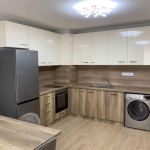 Дава се под наем Тристаен апартамент в Пловдив, Южен - 100 кв.м за 600 € - Снимка #1