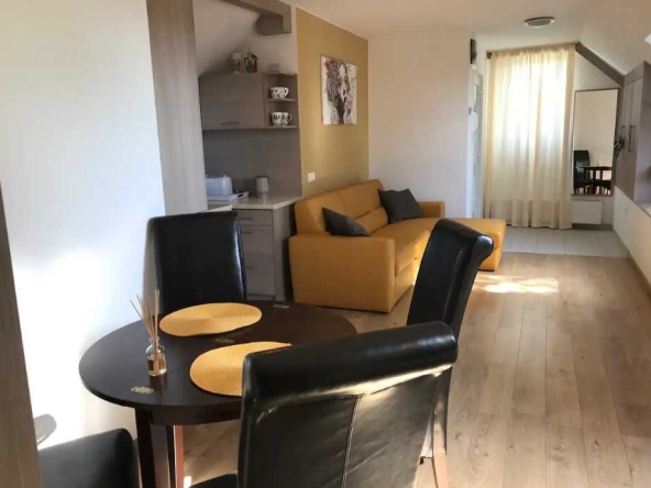 Дава се под наем Двустаен апартамент в Пловдив, Съдийски - 69 кв.м за 306 € - Снимка #1