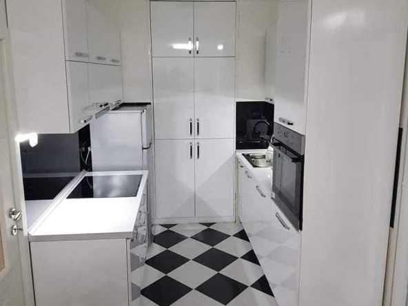 Дава се под наем Тристаен апартамент в Пловдив, Остромила - 90 кв.м за 408 € - Снимка #1