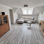 Дава се под наем Двустаен апартамент в Пловдив, Изгрев - 57 кв.м за 255 € - Снимка #1