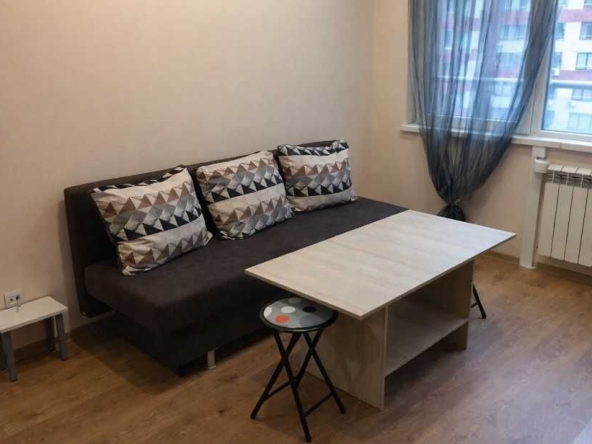 Дава се под наем Двустаен апартамент в София, Люлин 2 - 60 кв.м за 497.25 € - Снимка #1