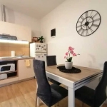 Дава се под наем Двустаен апартамент в Пловдив, Беломорски - 58 кв.м за 209.1 € - Снимка #1