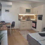 Дава се под наем Едностаен апартамент в Пловдив, Южен - 40 кв.м за 193.8 € - Снимка #1