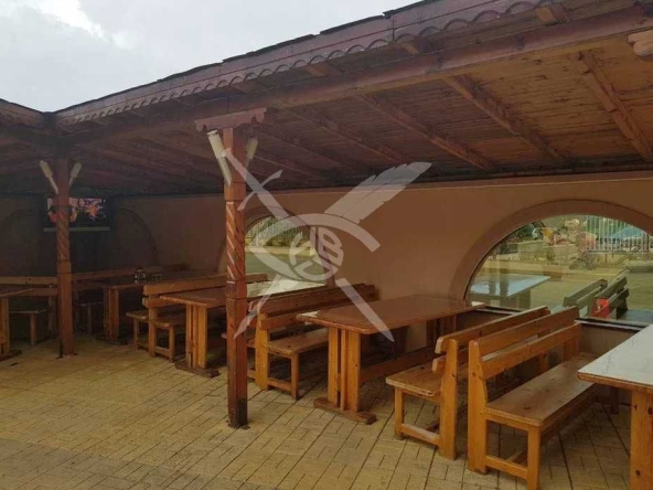 Хотел в с. Равда, Област Бургас - 1400 кв.м за 429 €/кв.м - Снимка #1