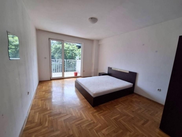 Дава се под наем Двустаен апартамент в София, Зона Б-18 - 75 кв.м за 500 € - Снимка #1