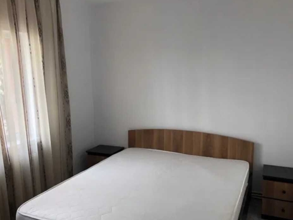 Дава се под наем Двустаен апартамент в Пловдив, Център - 47 кв.м за 147.9 € - Снимка #1