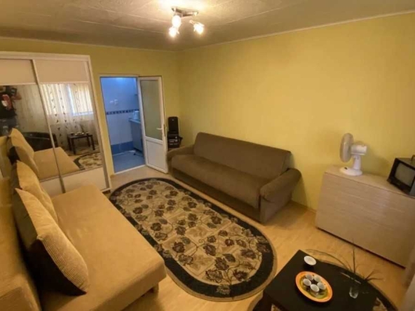 Дава се под наем Едностаен апартамент в Пловдив, Мараша - 48 кв.м за 178.5 € - Снимка #1