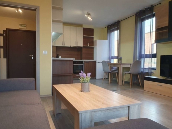 Дава се под наем Двустаен апартамент в София, Павлово - 68 кв.м за 667.08 € - Снимка #1