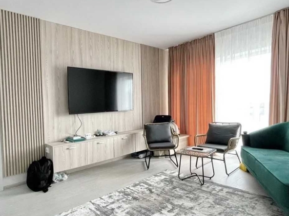 Дава се под наем Тристаен апартамент в Пловдив, Мараша - 88 кв.м за 255 € - Снимка #1