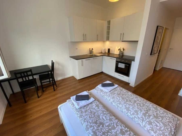 Дава се под наем Едностаен апартамент в Пловдив, Христо Смирненски - 34 кв.м за 158.1 € - Снимка #1