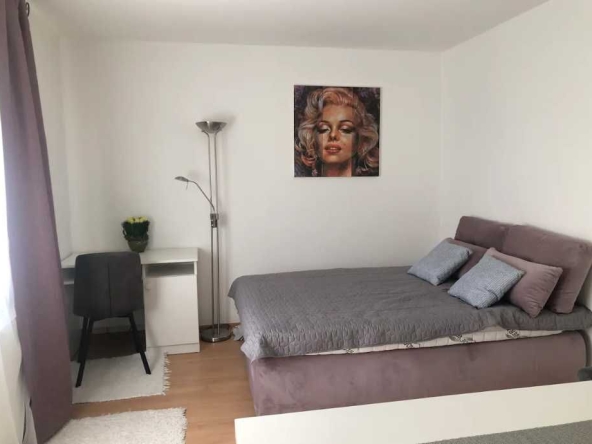 Дава се под наем Двустаен апартамент в Пловдив, Западен - 60 кв.м за 295.8 € - Снимка #1