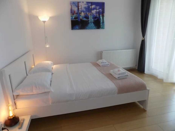 Дава се под наем Едностаен апартамент в Пловдив, Остромила - 38 кв.м за 150 € - Снимка #1