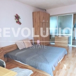 Дава се под наем Тристаен апартамент в Варна, ВИНС - 80 кв.м за 450 € - Снимка #1