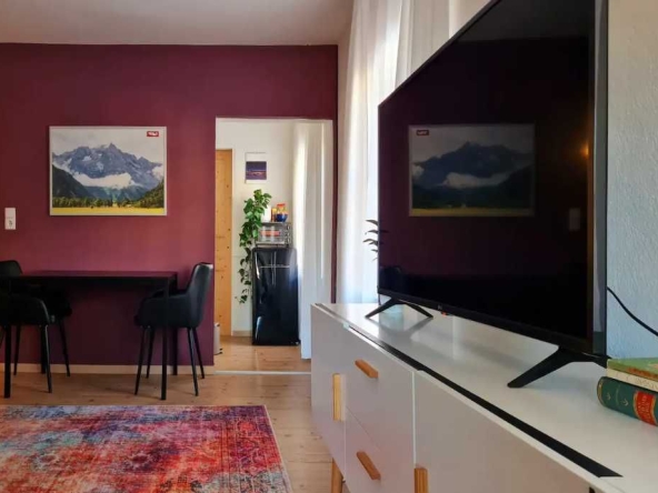 Дава се под наем Двустаен апартамент в Пловдив, Център - 47 кв.м за 290.7 € - Снимка #1