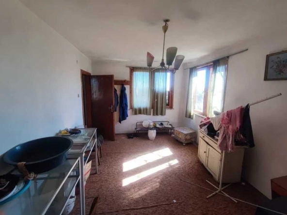 Къща в Българово - 200 кв.м за 68 €/кв.м - Снимка #1