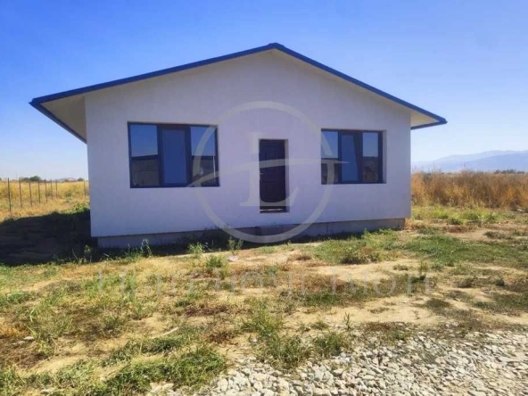 Къща в с. Оризари, Област Пловдив - 100 кв.м за 714 €/кв.м - Снимка #1