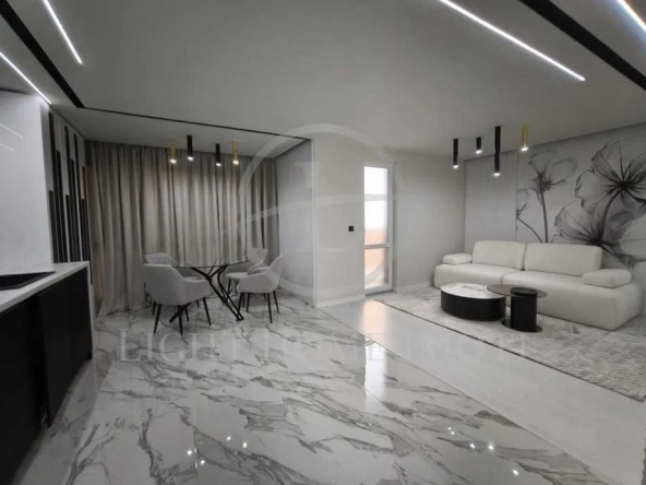 Двустаен апартамент в Пловдив, Христо Смирненски - 86 кв.м за 1849 €/кв.м - Снимка #1