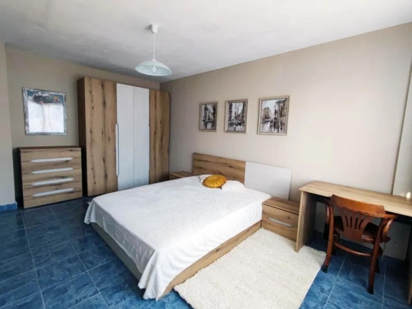 Дава се под наем Двустаен апартамент в Варна, Възраждане 3 - 45 кв.м за 350 € - Снимка #1