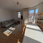 Дава се под наем Тристаен апартамент в Варна, Спортна зала - 110 кв.м за 818 € - Снимка #1