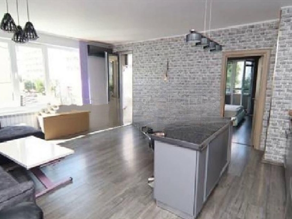 Дава се под наем Двустаен апартамент в София, Студентски град - 75 кв.м за 600 € - Снимка #1