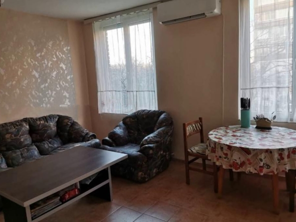 Дава се под наем Двустаен апартамент в София, Връбница 2 - 52 кв.м за 400 € - Снимка #1