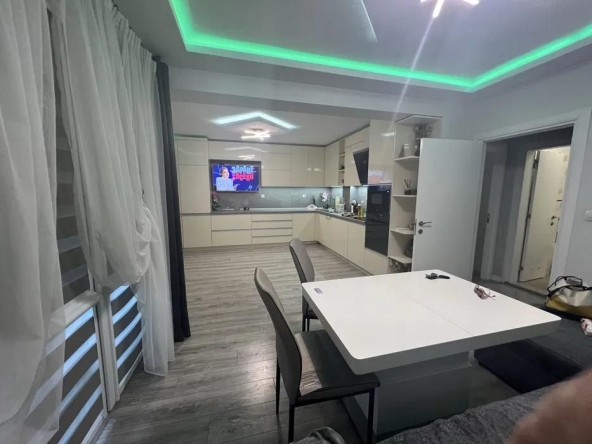 Дава се под наем Двустаен апартамент в Варна, Кайсиева градина - 70 кв.м за 690 € - Снимка #1