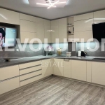 Дава се под наем Двустаен апартамент в Варна, Кайсиева градина - 70 кв.м за 690 € - Снимка #1