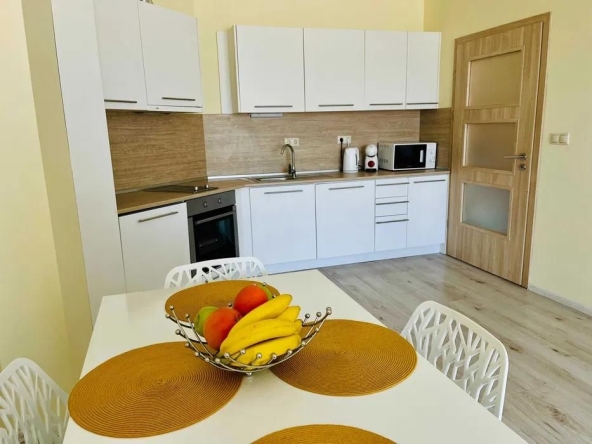 Дава се под наем Двустаен апартамент в Варна, Аспарухово - 50 кв.м за 650 € - Снимка #1