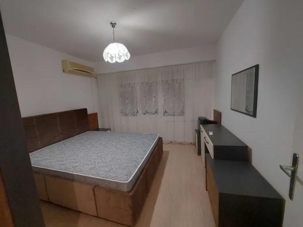 Дава се под наем Двустаен апартамент в Бургас, Славейков - 62 кв.м за 408 € - Снимка #1