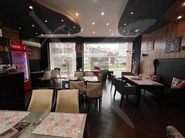 Заведение в Бургас, Изгрев - 220 кв.м за 137 €/кв.м - Снимка #1