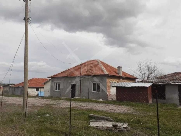 Парцел в с. Караджалово, Област Пловдив - 800 кв.м за 65 €/кв.м - Снимка #1