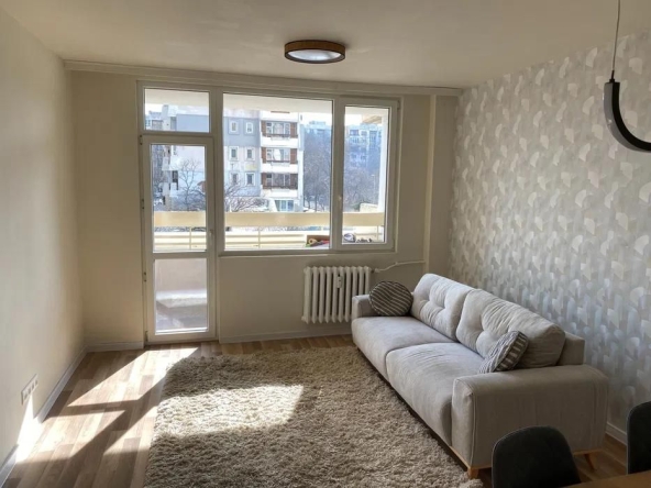 Дава се под наем Двустаен апартамент в София, Зона Б-5 - 90 кв.м за 600 € - Снимка #1