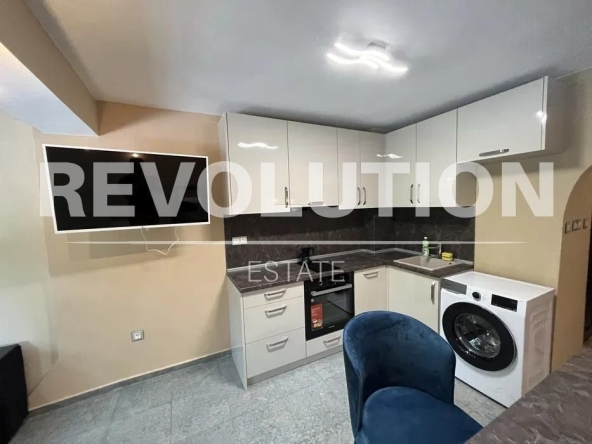 Дава се под наем Двустаен апартамент в Варна, Зимно кино Тракия - 45 кв.м за 425 € - Снимка #1