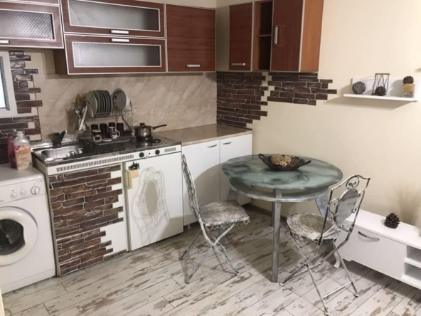 Дава се под наем Двустаен апартамент в Пловдив, Център - 60 кв.м за 306 € - Снимка #1