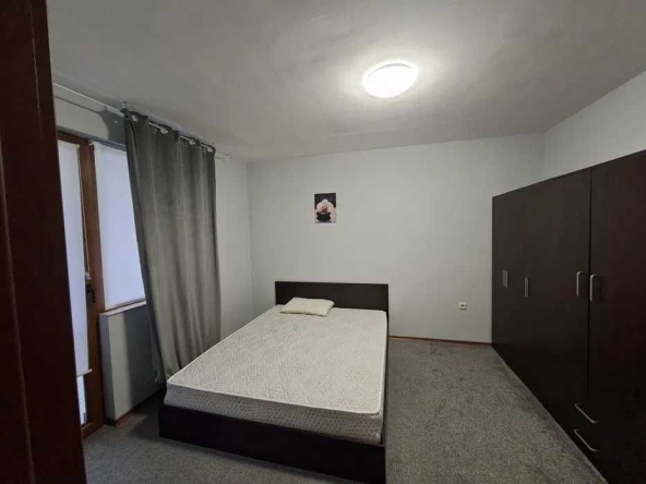 Дава се под наем Двустаен апартамент в София, Център - 70 кв.м за 575 € - Снимка #1