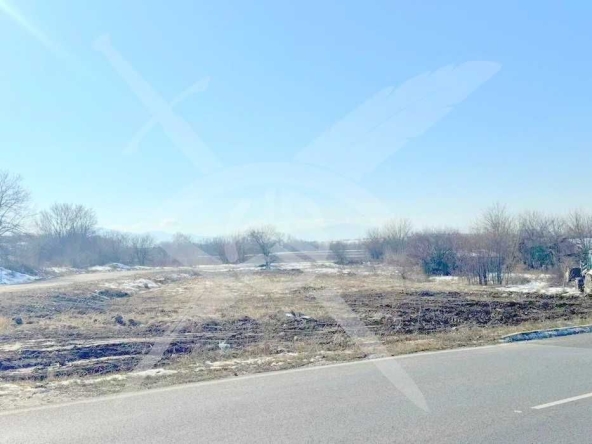 Парцел в с. Бяла река, Област Пловдив - 1900 кв.м за 11 €/кв.м - Снимка #1