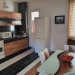 Дава се под наем Тристаен апартамент в Пловдив, Кючук Париж - 92 кв.м за 460 € - Снимка #1