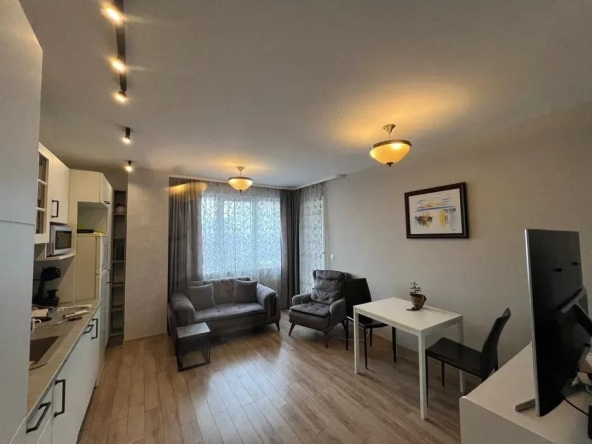 Дава се под наем Двустаен апартамент в Варна, Левски - 55 кв.м за 498.27 € - Снимка #1