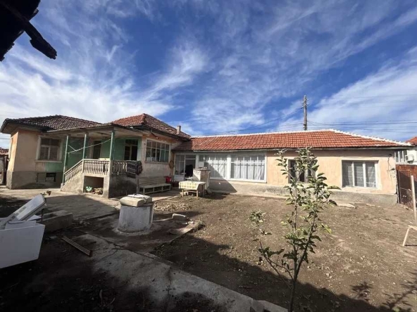 Къща в с. Ръжево Конаре, Област Пловдив - 120 кв.м за 225 €/кв.м - Снимка #1
