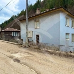 Къща в с. Лясково, Област Смолян - 210 кв.м за 112 €/кв.м - Снимка #1