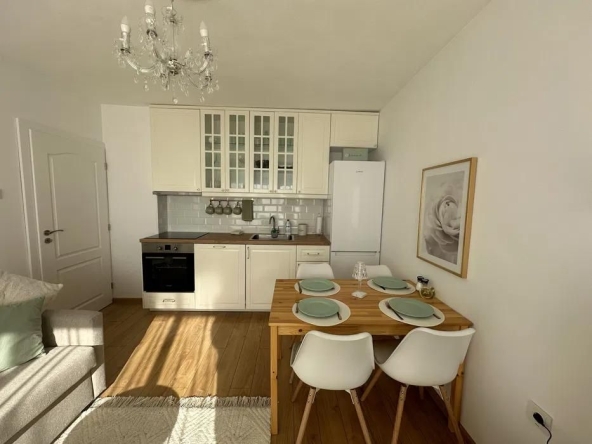 Дава се под наем Двустаен апартамент в Варна, Чайка - 65 кв.м за 797.64 € - Снимка #1