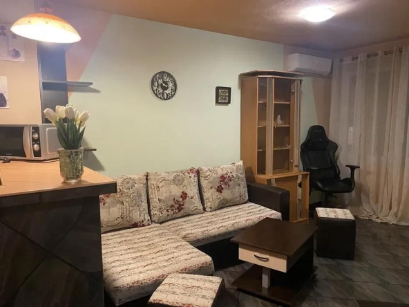 Дава се под наем Двустаен апартамент в Варна, Спортна зала - 57 кв.м за 448.8 € - Снимка #1