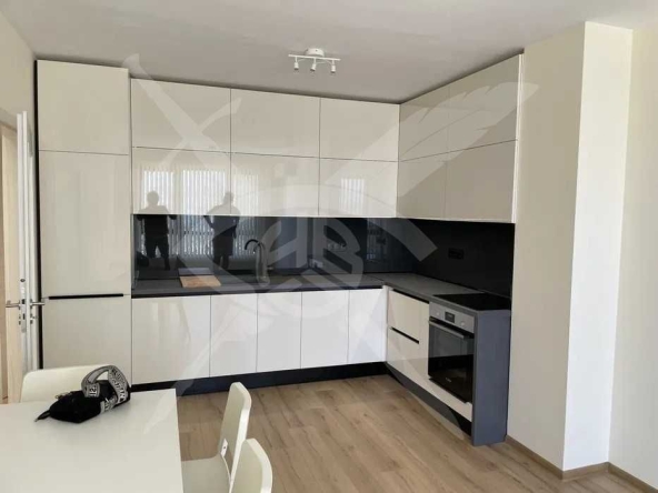 Дава се под наем Двустаен апартамент в Варна, Аспарухово - 60 кв.м за 648.21 € - Снимка #1