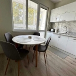 Дава се под наем Тристаен апартамент в Варна, Базар Левски - 62 кв.м за 473.79 € - Снимка #1