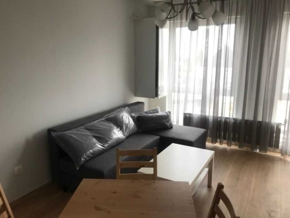 Дава се под наем Двустаен апартамент в София, Младост 2 - 80 кв.м за 398.82 € - Снимка #1