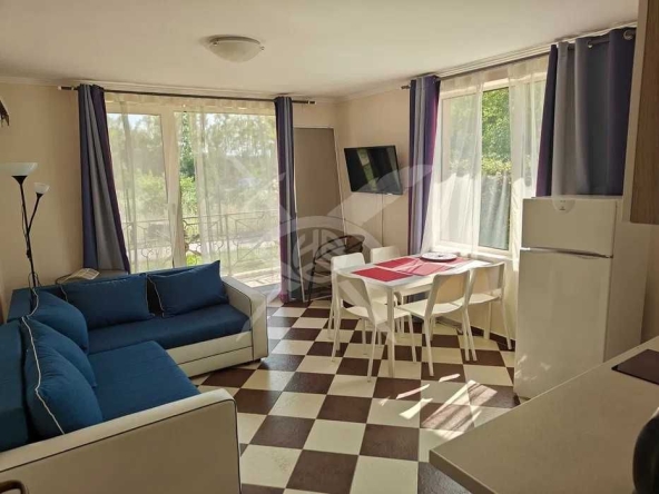 Двустаен апартамент в Созопол - 65 кв.м за 757 €/кв.м - Снимка #1