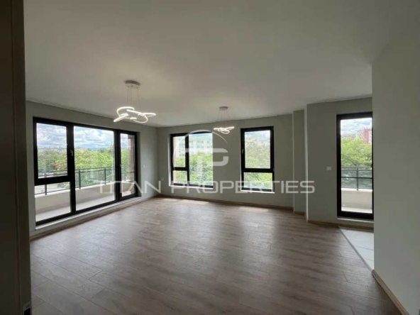 Тристаен апартамент в Пловдив, Христо Смирненски - 140 кв.м за 1275 €/кв.м - Снимка #1